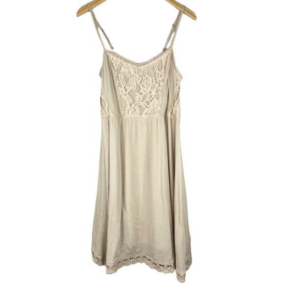 Streetwear Society Dresses & Skirts - Streetwear Society cream lace crochet detail,lined midi slip dress M